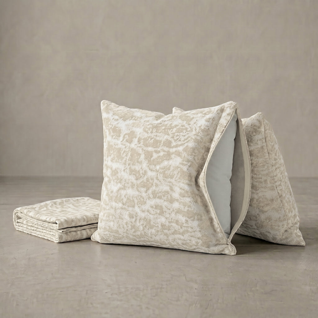 Crown 15A-cushion cover 45 X 45