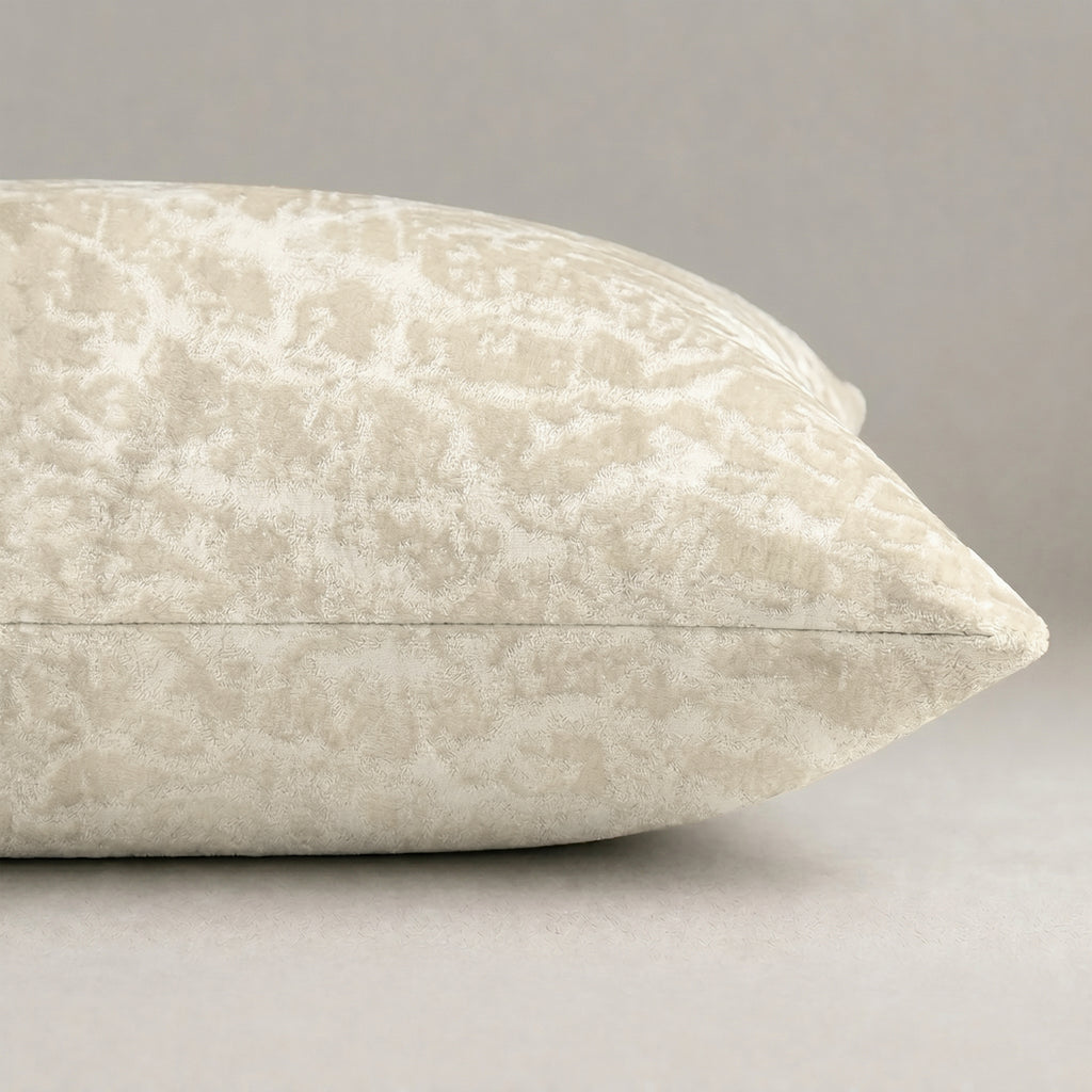 Crown 15A-cushion cover 45 X 45