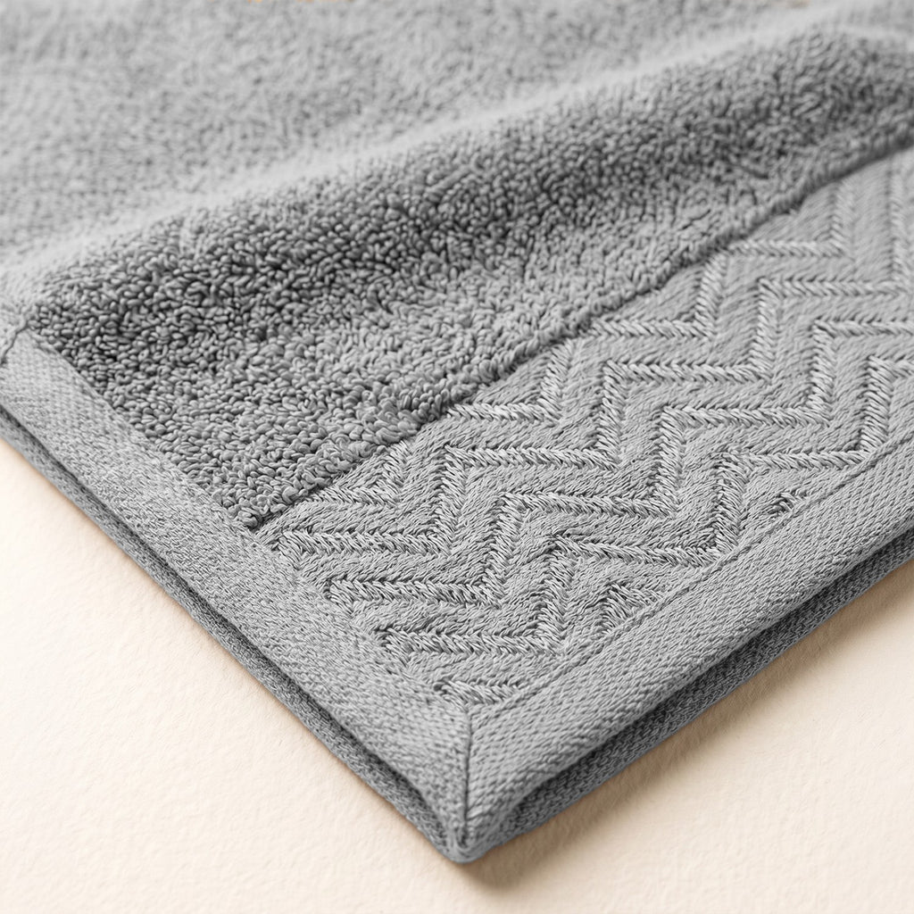 فوطة حمام جاكار قطن 800 GSM مقاس 70×140 سم