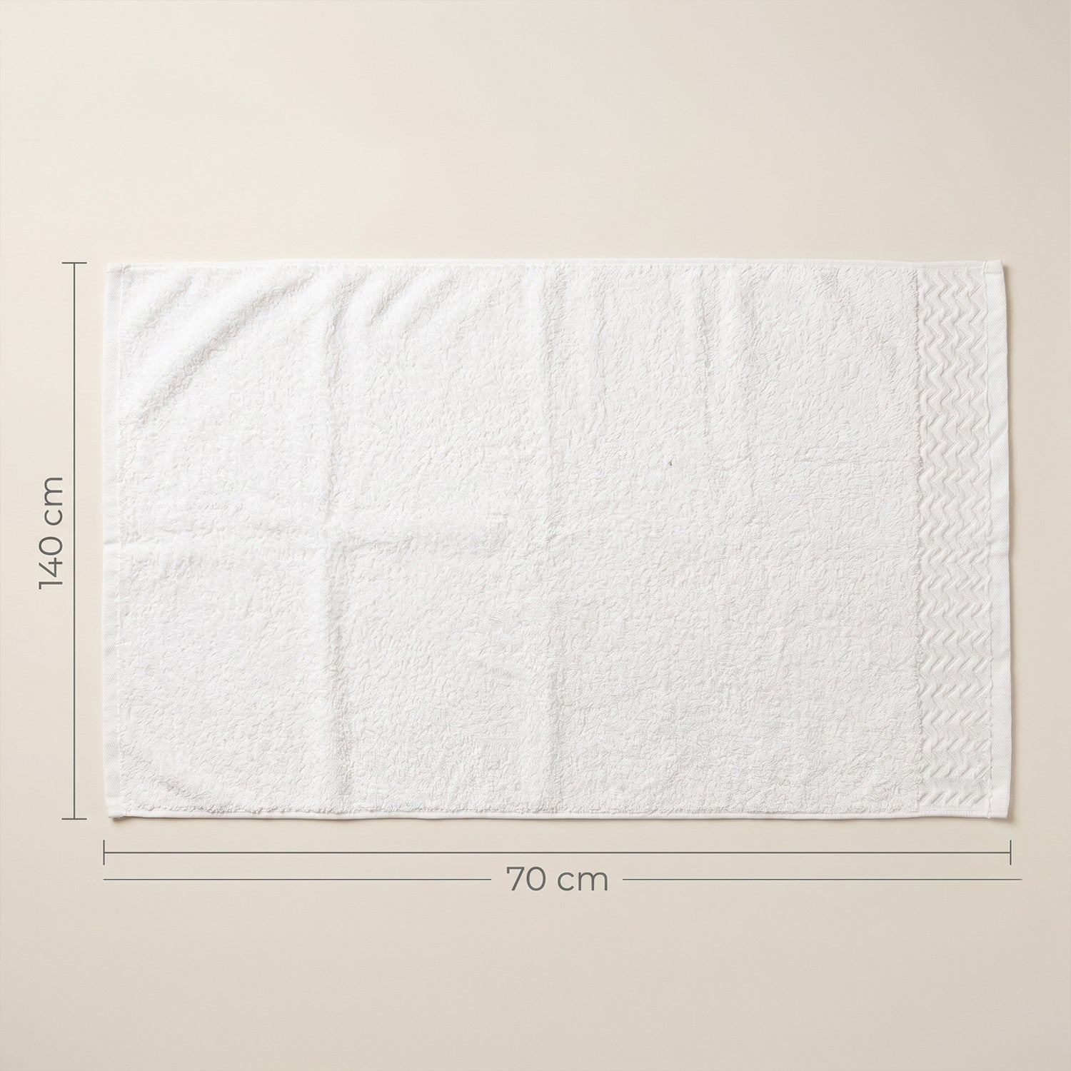 فوطة حمام جاكار قطن 800 GSM مقاس 70×140 سم
