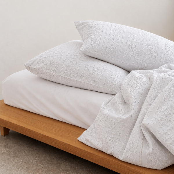 King Quilted Bed Spread  Set 3 PCS. 240x260CM.+2 Pillow Cases -CJ-001-004