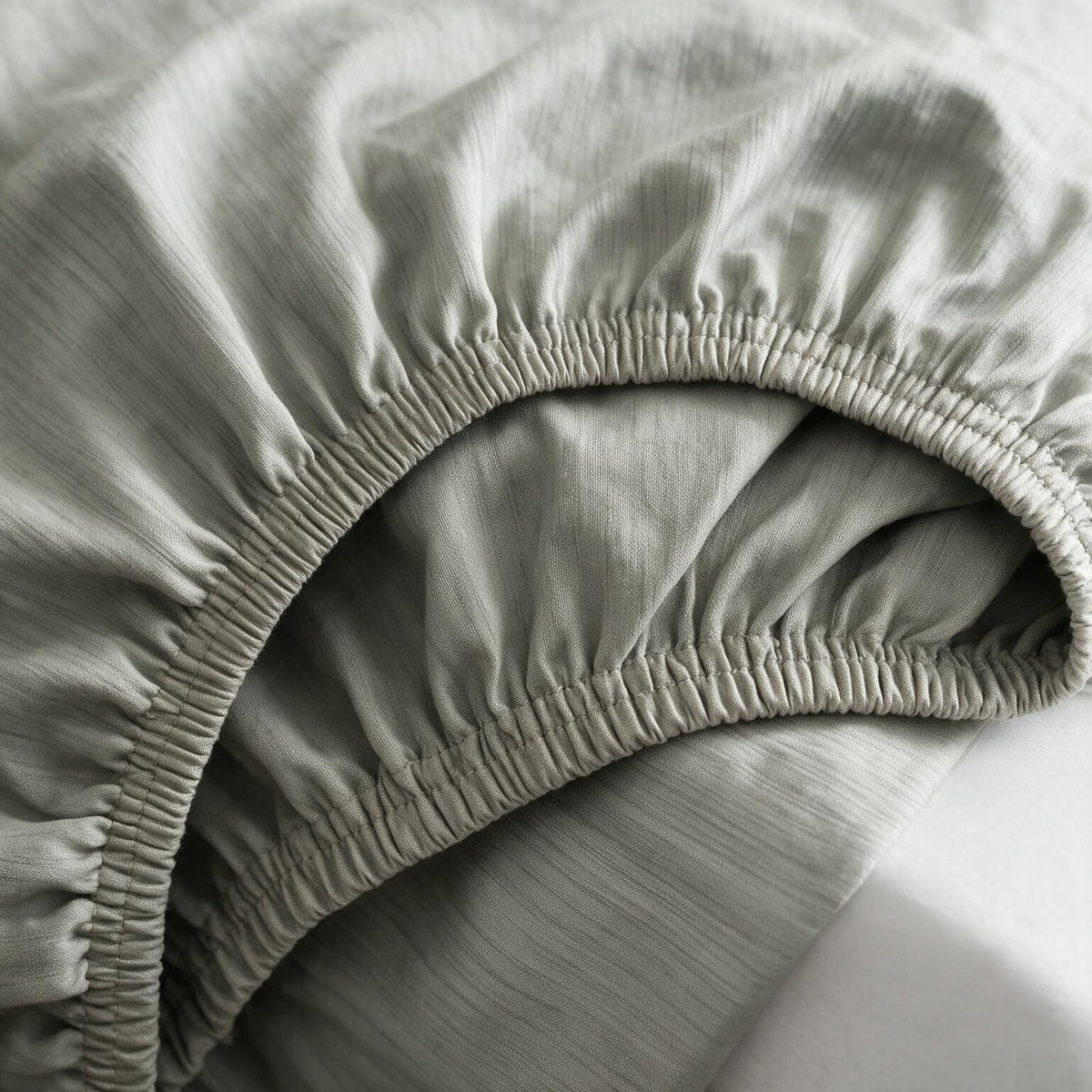 Single Fitted Sheet Set 3 PCS. 120x200+30CM.+2 Pillow Cases 50x70cm -1006
