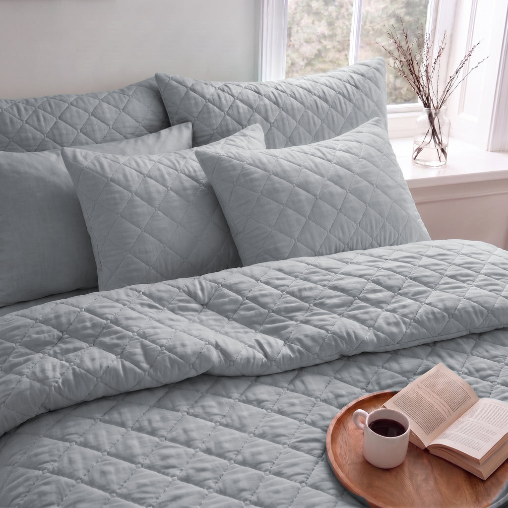 Tencel Single Quilted Set 3 PCS. 180x240CM.+2 Pillow Cases