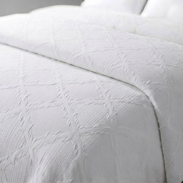 King Quilted Bed Spread  Set 3 PCS. 240x260CM.+2 Pillow Cases -CJ-001-003